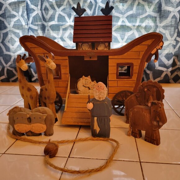 Wooden Noahs Ark Playset Animals Figures Toys Gift Rustic Nursery Decor Pull Toy - Picture 1 of 10
